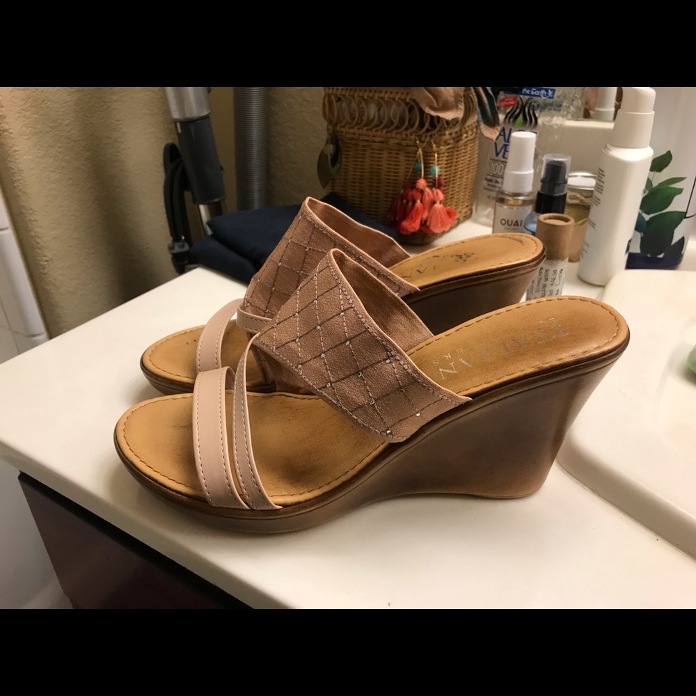 Comfortable dressy wedges